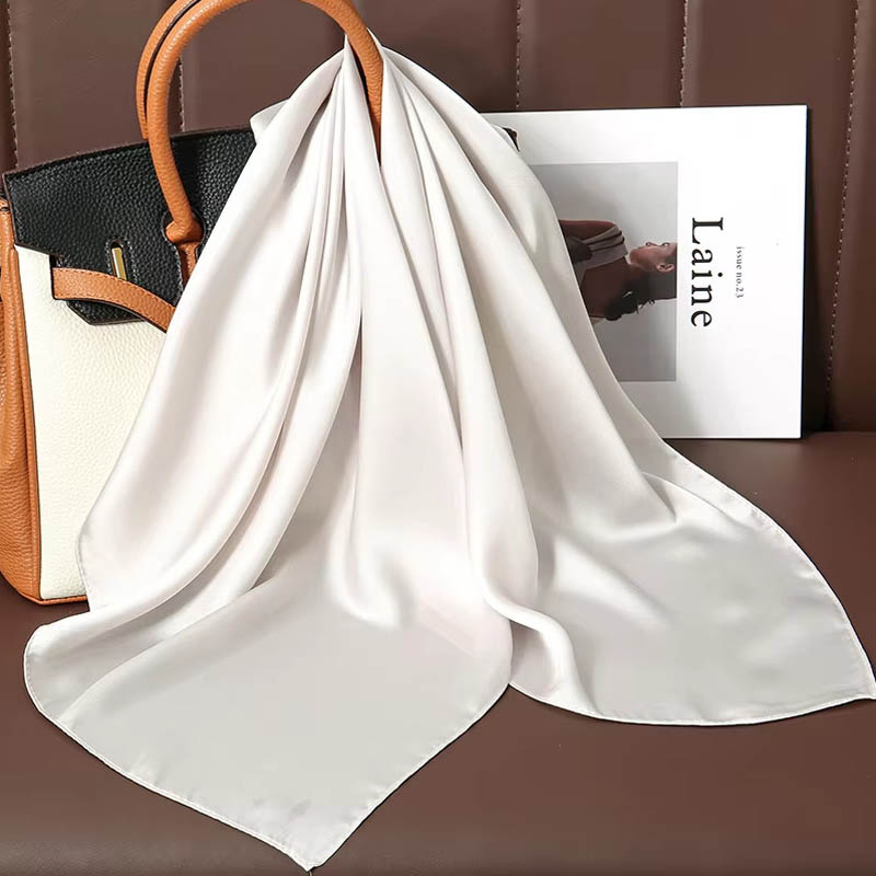Luxury Solid Color Silk Square - Silk Scarf Square recension och pris